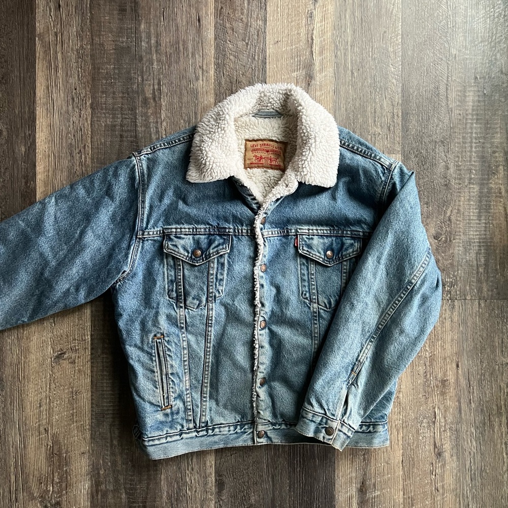 Levi’s Denim Sherpa Trucker Jacket